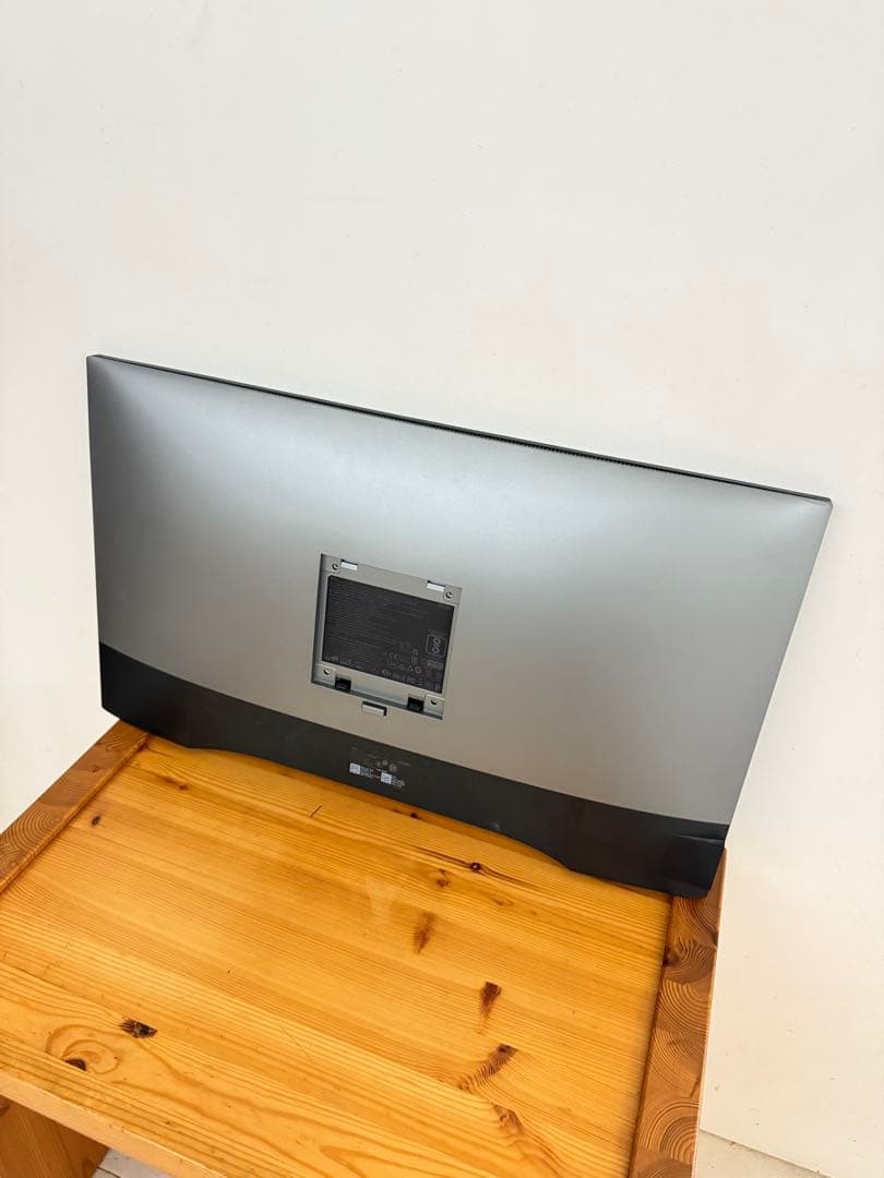 DELL　U2720QM モニター　27インチ ドット抜け