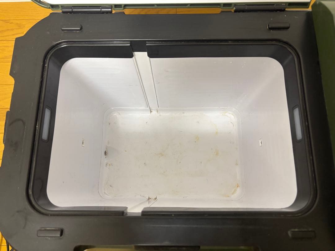 ハイコーキ　コードレス冷温庫UL18DBA