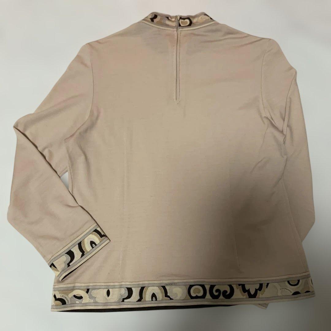 レオナールハイネックプルオーバー