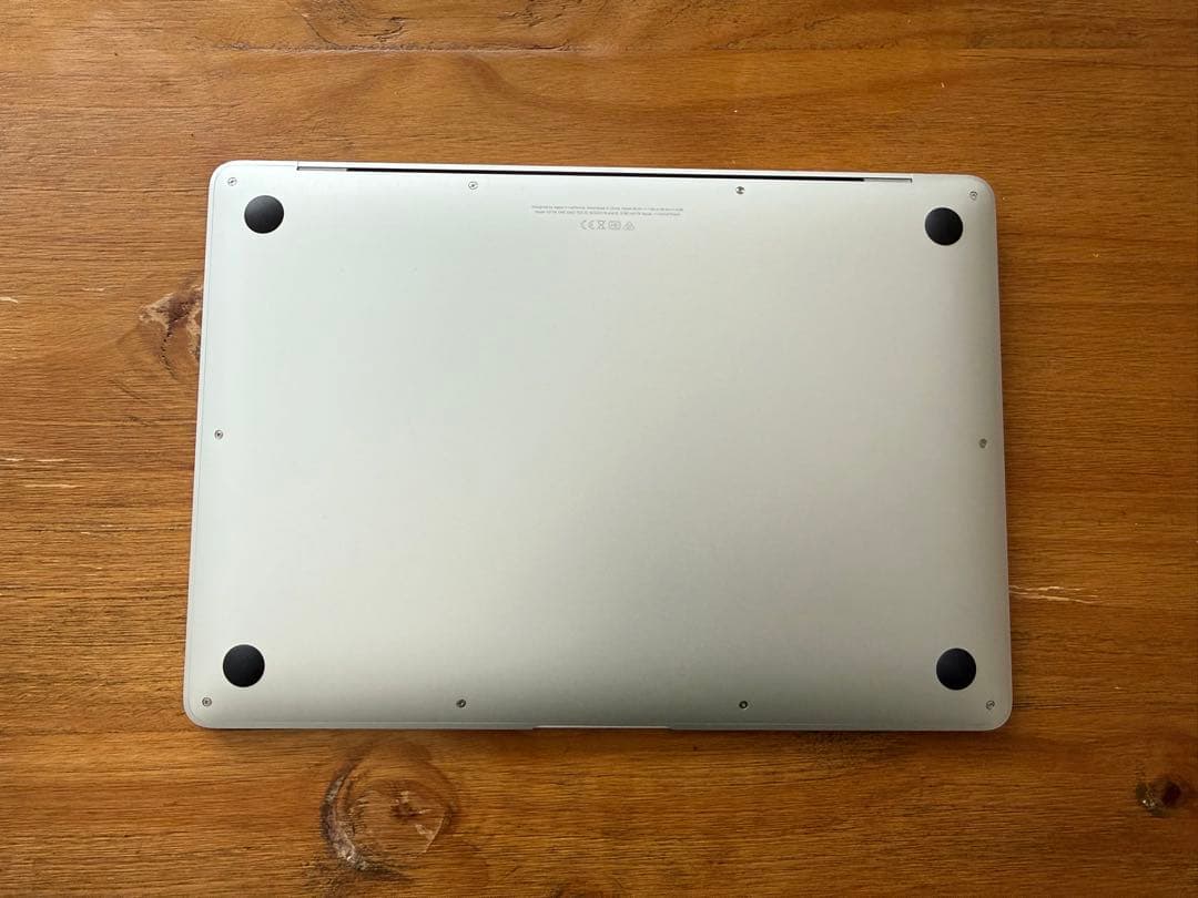 MacBookAir 13インチ2020 Intel i5 8Gメモリ512GB