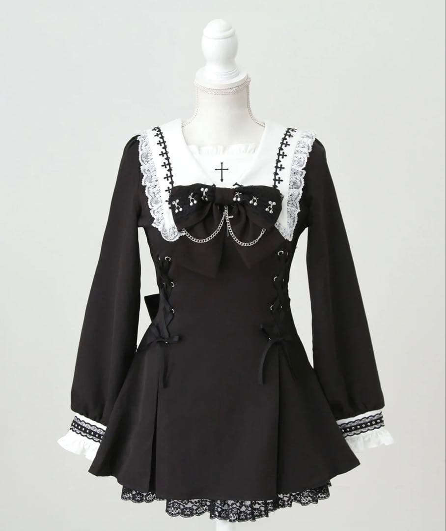 十字架クロススタッズチェーンレースアップフリルセーラーワンピース