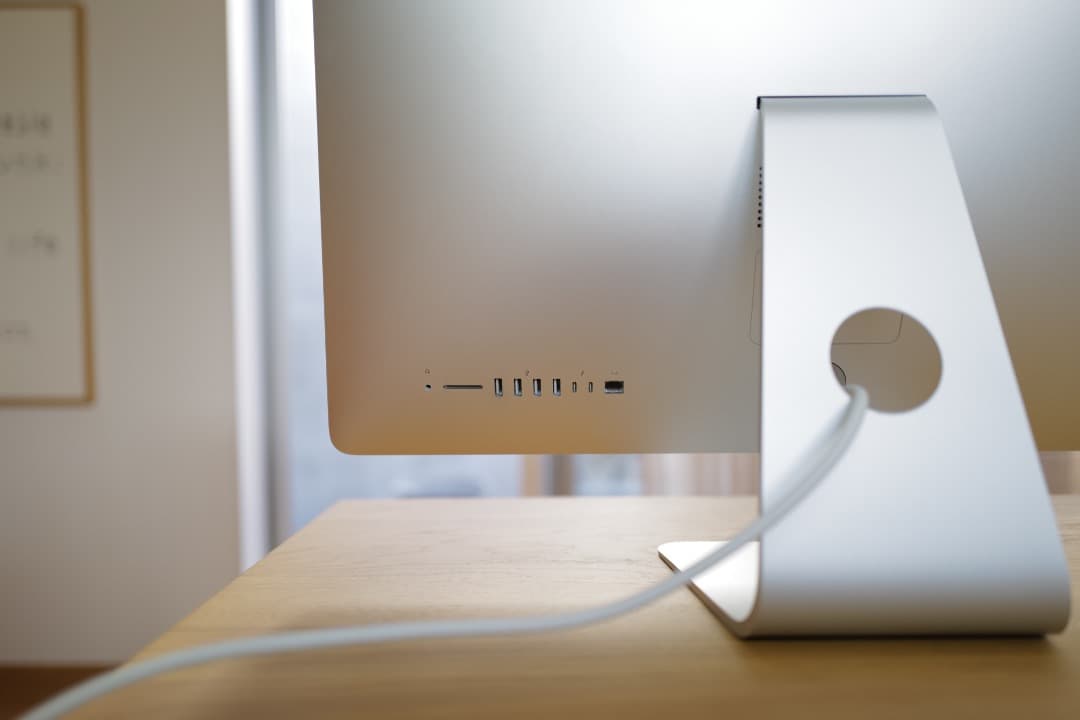 iMac 27インチ 2019（メモリ32GB、ストレージ1TB）