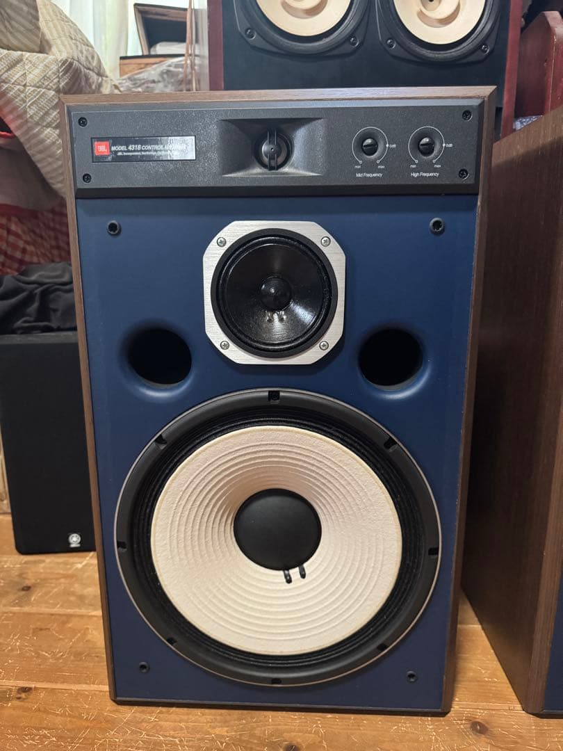 JBL 4318 新世代 最新3wayコントロールモニター