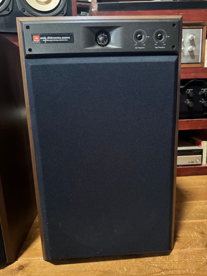JBL 4318 新世代 最新3wayコントロールモニター