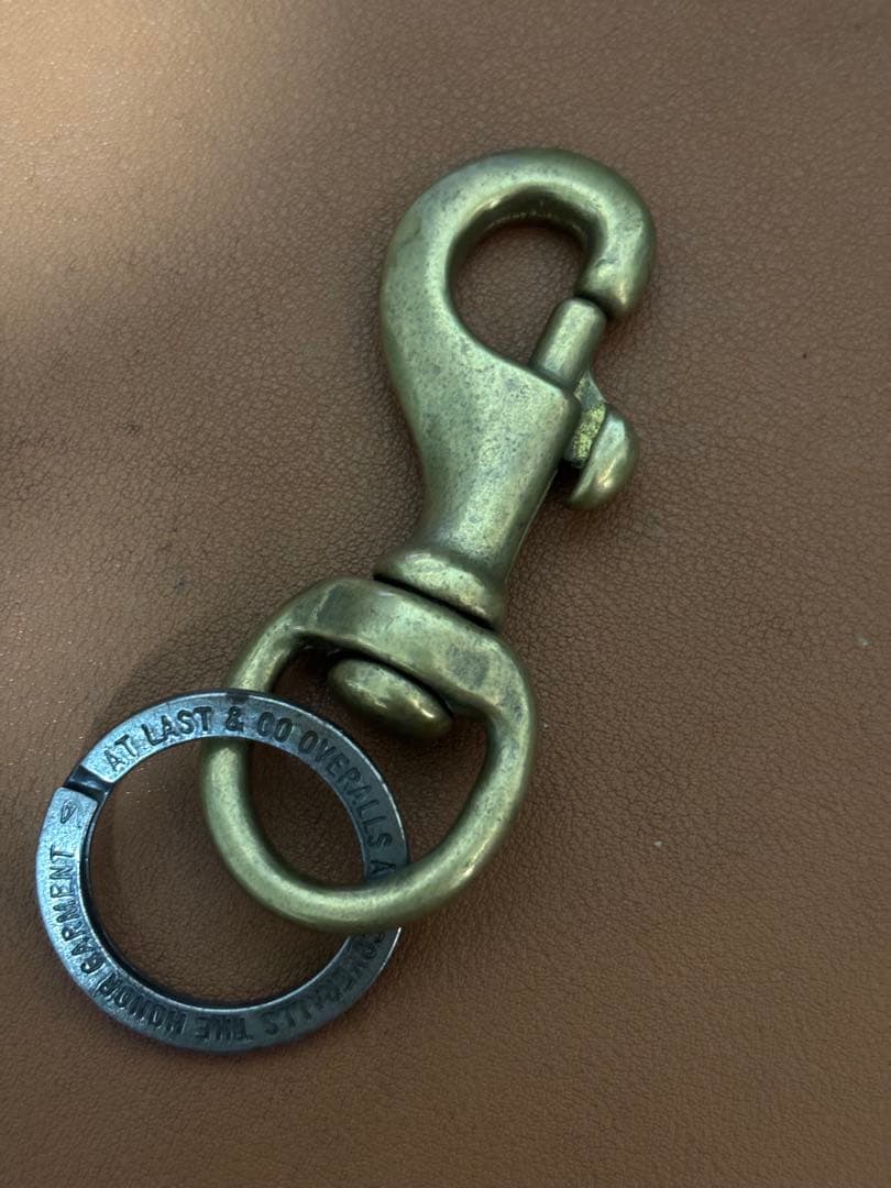 アットラスト 初期キーリングTIMEWORN AtLast ブッチャープロダクツ