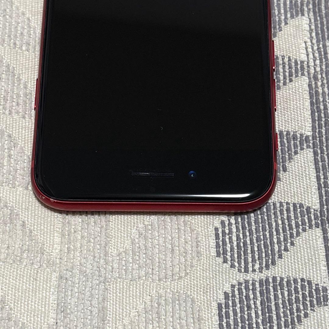 iPhone8 本体 レッド