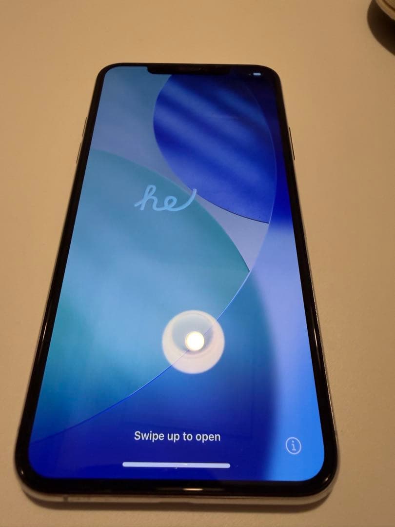 Apple iPhone 11 Pro Max シルバー 本体