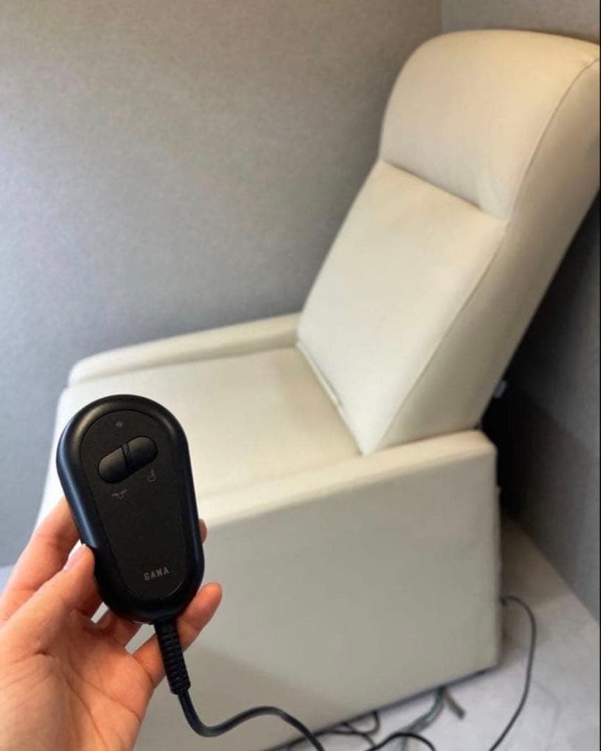 【GANA】電動リクライニングチェア シエロ plus ＜ヌードベージュ＞