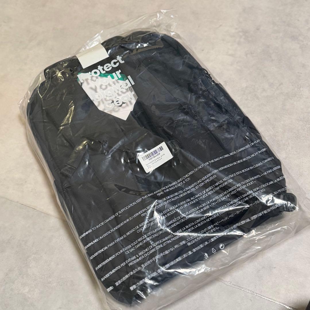 tomtocビジネスリュック 22L 大容量 フルオープン 撥水 バックパック