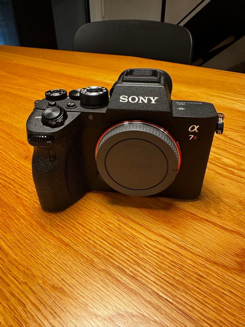 Sony α7RⅣ ミラーレスカメラ 本体 一部の傷除けば美品