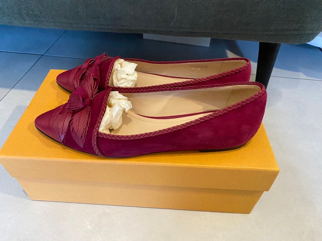 TOD’S ポインテッドトゥ　フラットシューズ 22.5cm プラム　箱付き