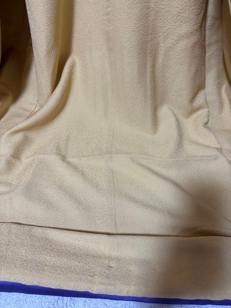 大衆演劇　黒と紫の花柄裾引き