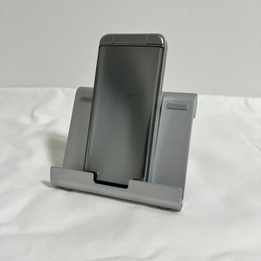 SoftBank DIGNOケータイ3 902KC シルバー