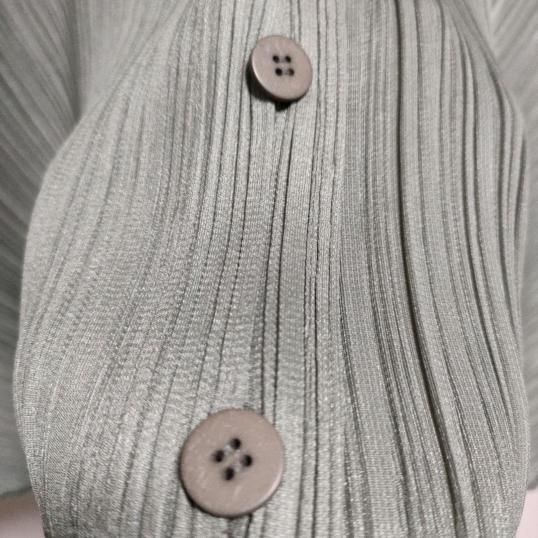 極美品❢プリーツプリーズ　カーディガン　横プリーツ　イッセイミヤケ
