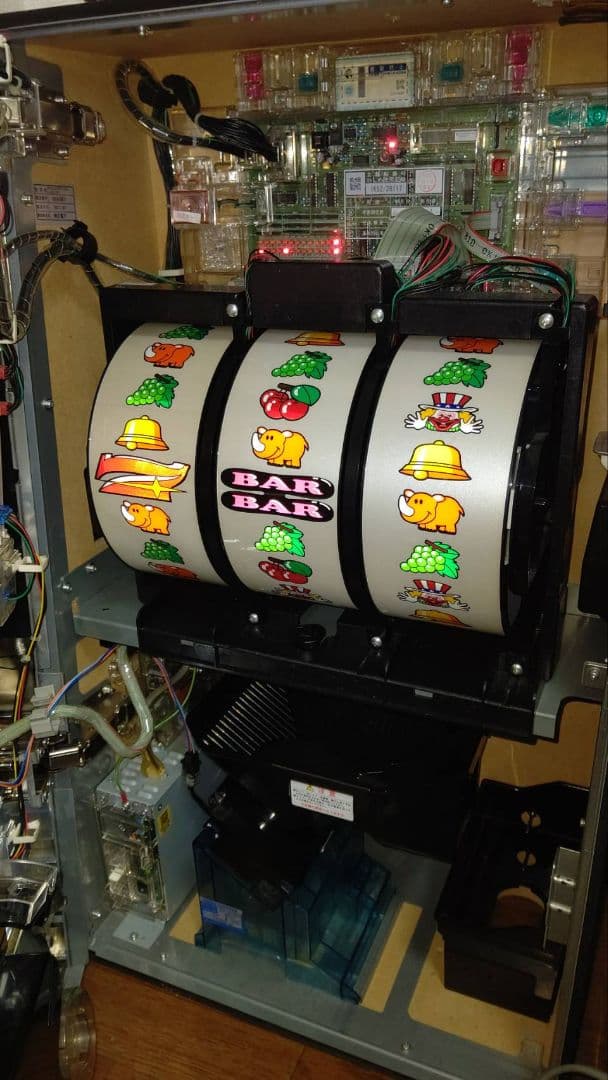 スロット実機 5号機アイムジャグラー EX-AE-KT