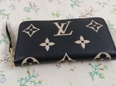 ［良品］ M80481 長財布