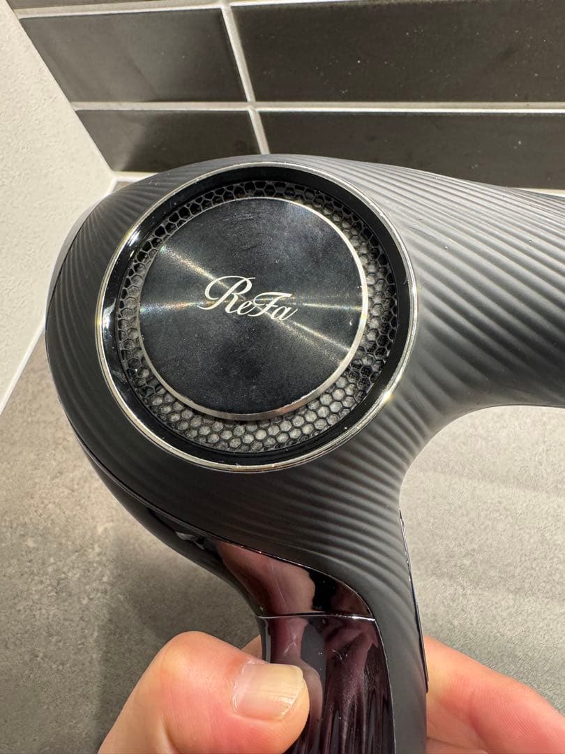 【激安】ReFa ブラック ヘアドライヤー【リファ】