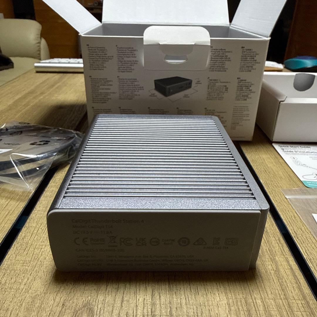 CalDigit TS4 USB-Cハブ