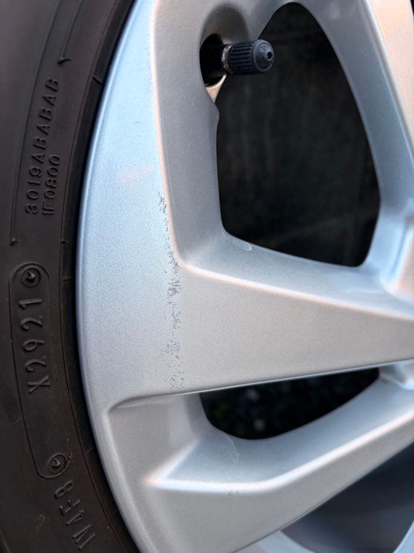 トヨタ ライズ ロッキー 16インチ スタッドレスタイヤセット195/65R16