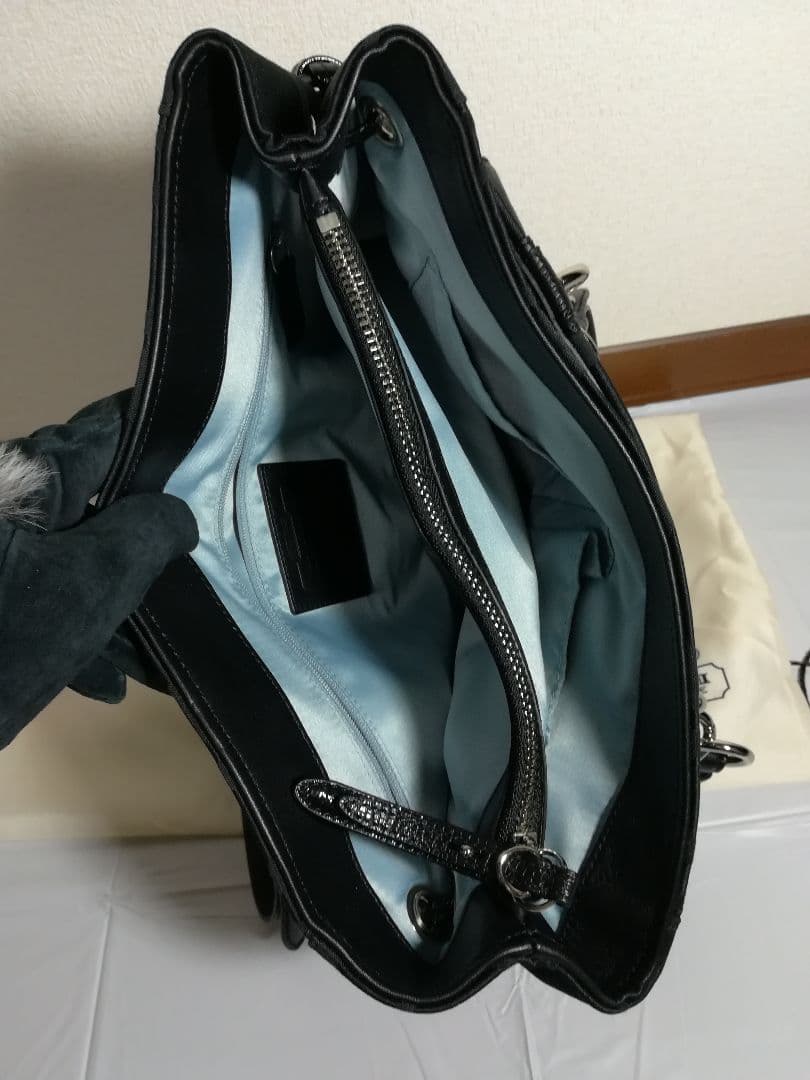 【場地】COACH シグネチャーバッグ ブラック