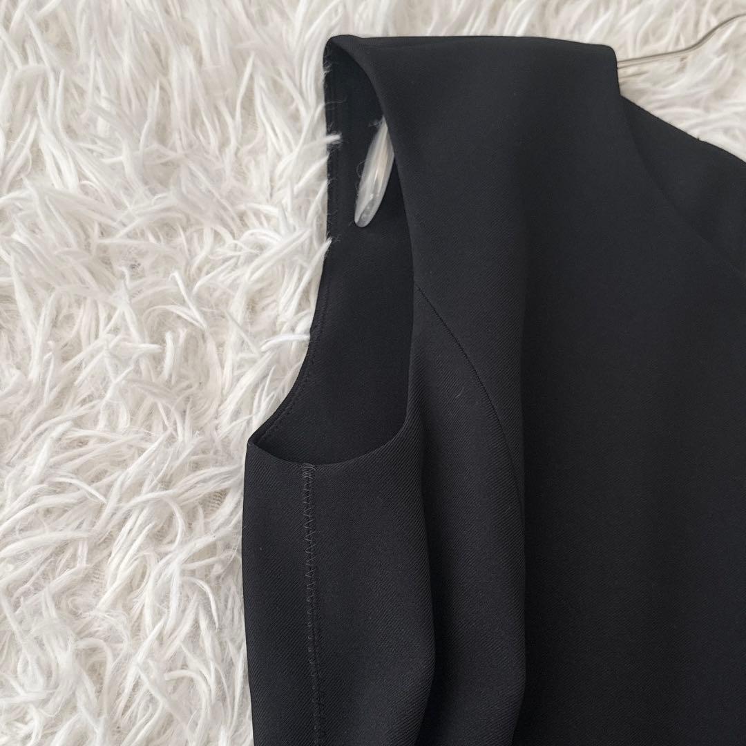 未使用級 BEIGE,ベイジ✨LUIZA ワンピース キーネック 黒 サイズ0