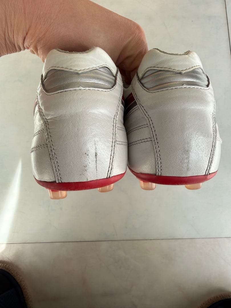 Mizuno モレリア 2 JAPAN AG スーパーホワイト×メルビーレッド