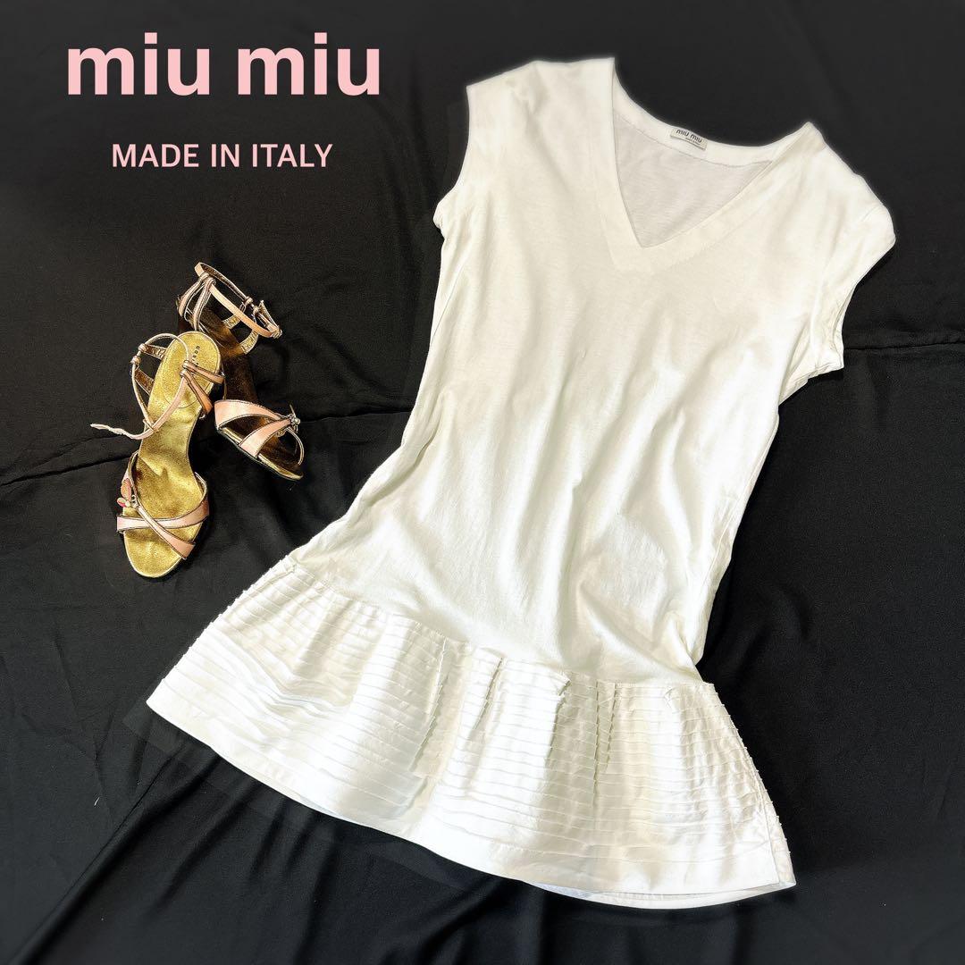 最終値下げ✨miumiu／Vネック フレンチスリーブ チュニック・ワンピース