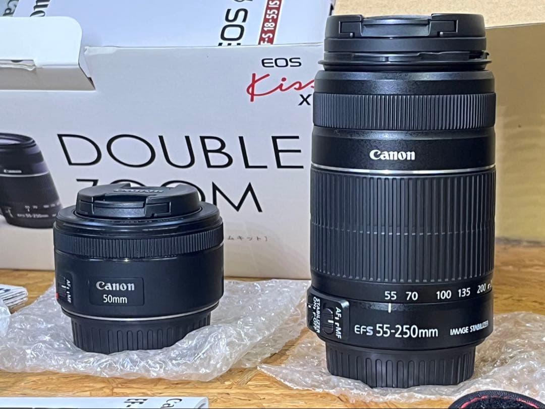 Canon EOS Kiss X7ダブルズームキット➕EF-S18-55 レンズ