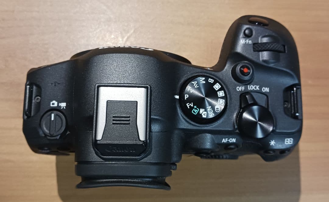 【ほぼ新品】Canon EOSR6mark2 ボディ