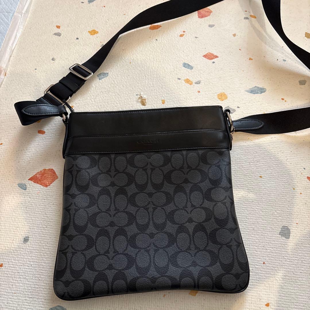 COACH レザーショルダーバッグ ブラック