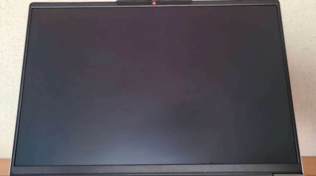 Lenovo IdeaPad Slim 5i Gen 8 OLED ノートPC