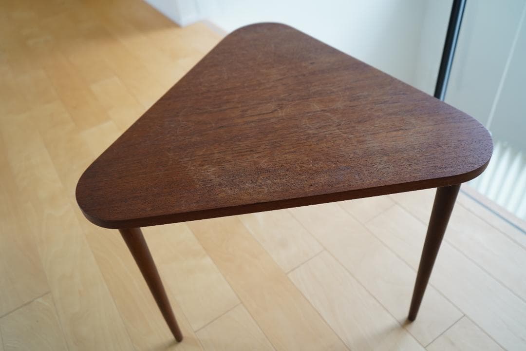 デンマーク家具木製トライアングルサイドテーブル ブラウン