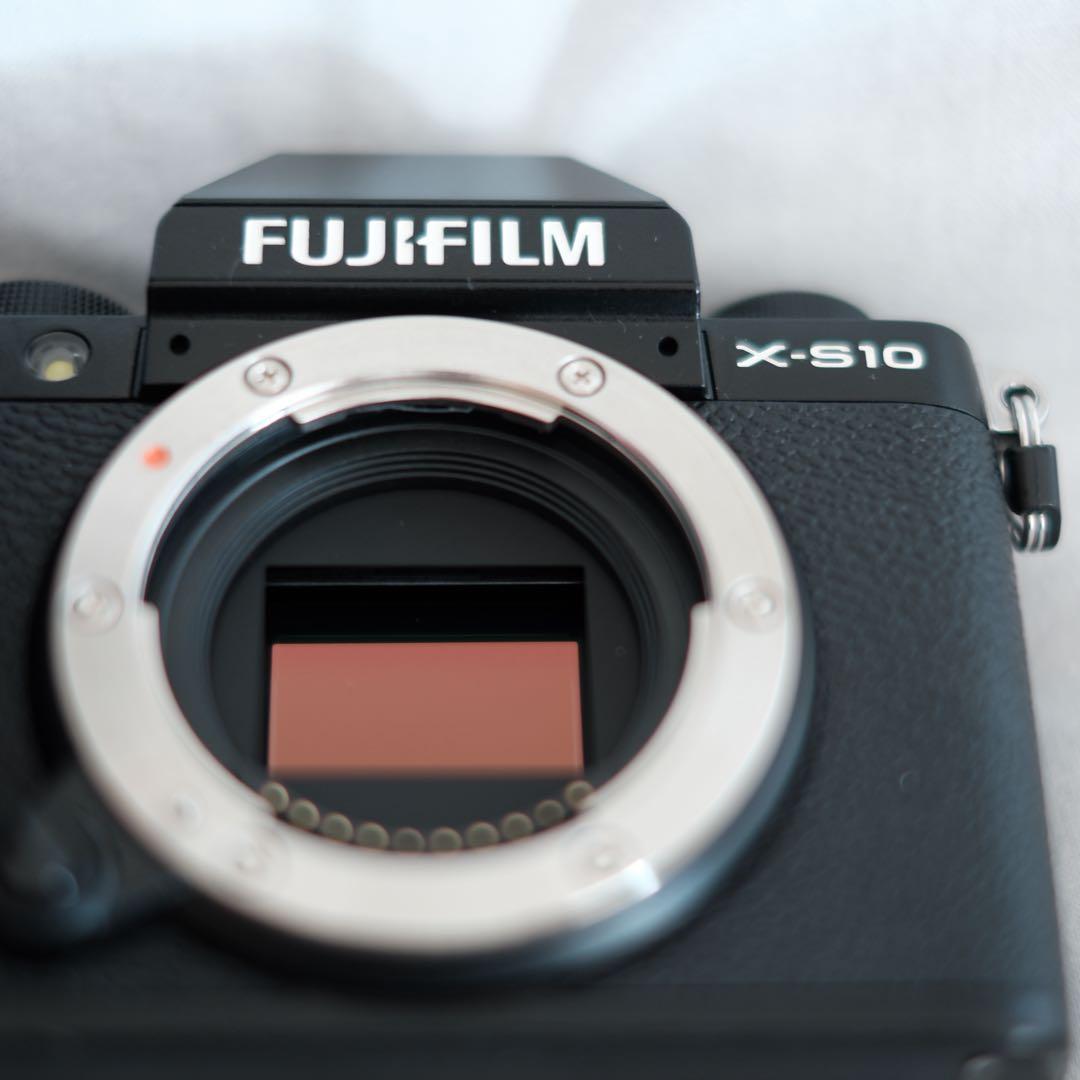 【中古】FUJIFILM / X-S10（本体及び一部付属品のみ）
