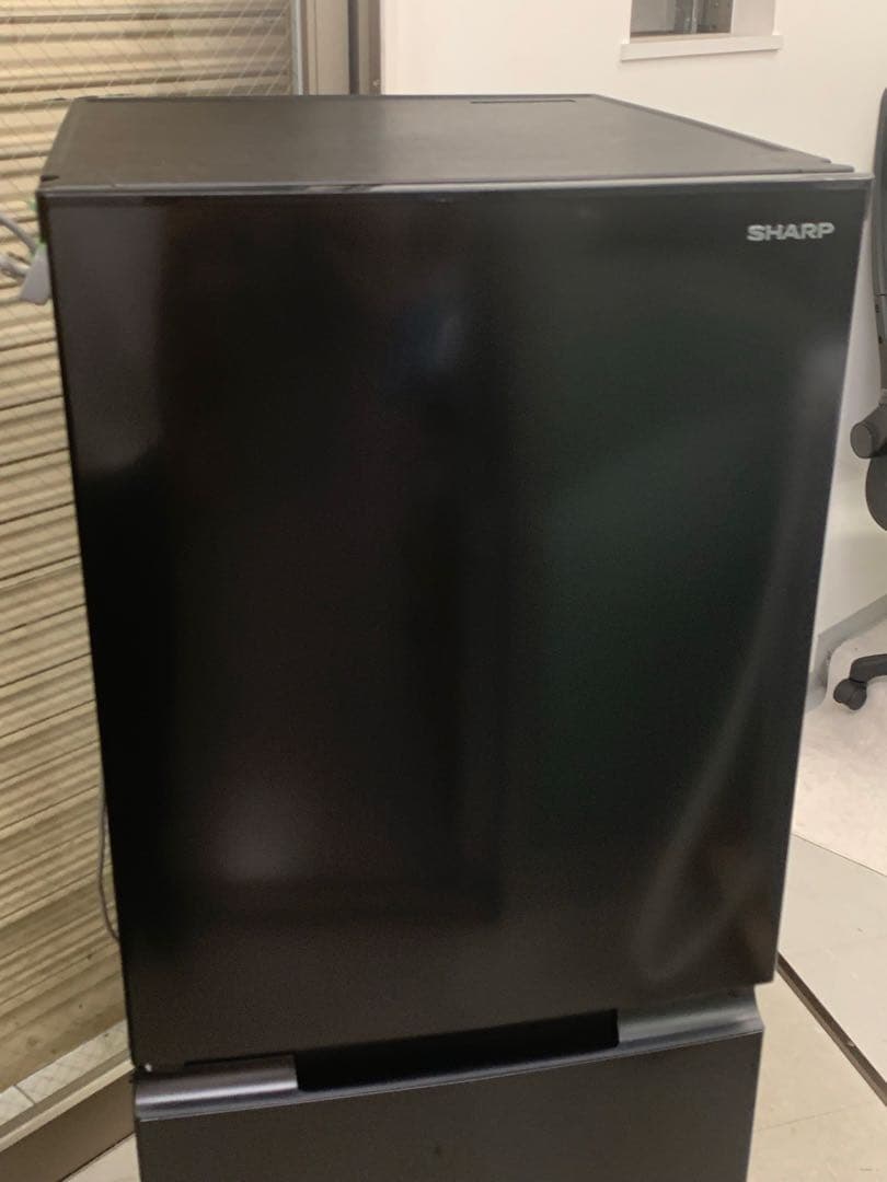 SHARP 冷凍冷蔵庫 152L 2023年製 SJ-15E2-B
