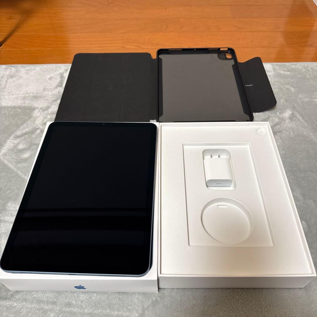 Apple iPad Air (第5世代) 本体 充電器・ケース付き