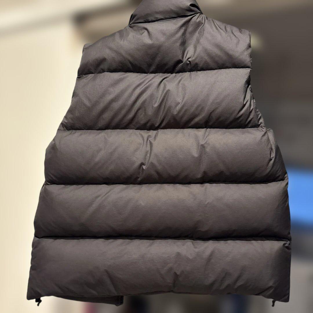 【STAMMBAUM/シュタンバウム】 ダウンベスト　ブラック