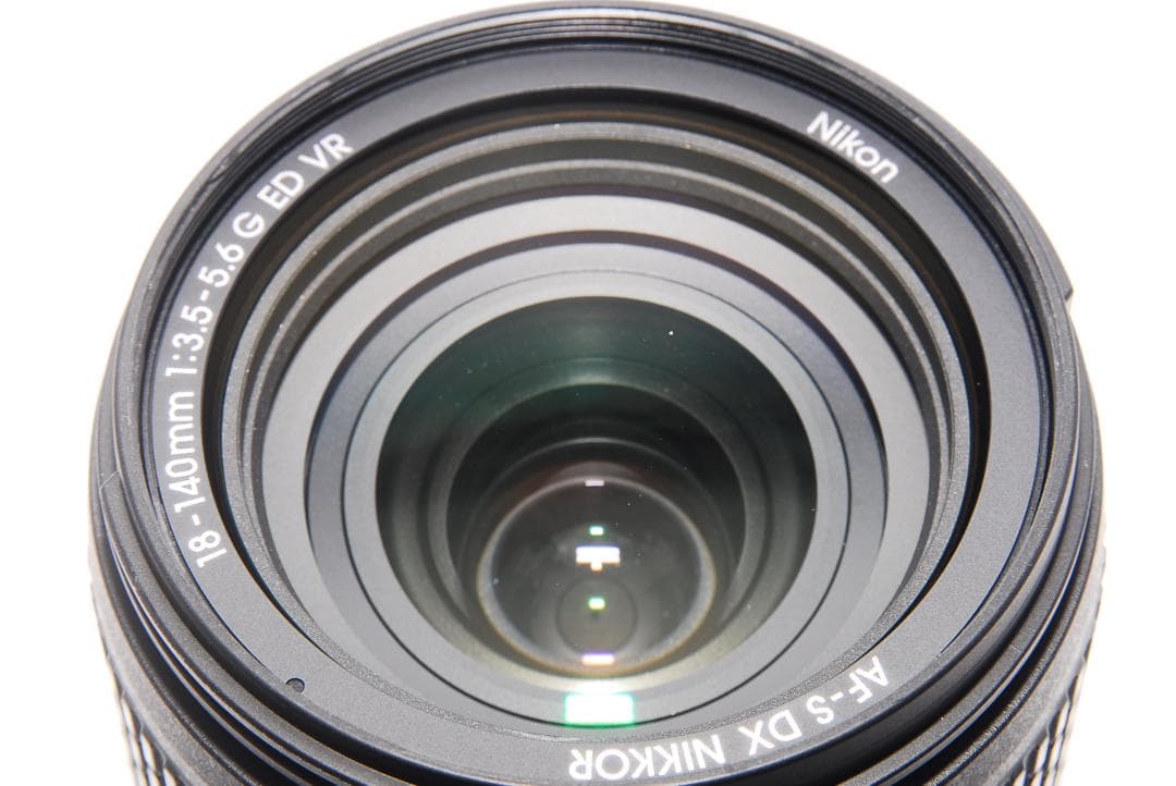 ほぼ未使用Nikon AF-S DX 18-140mm F3.5-5.6G VR