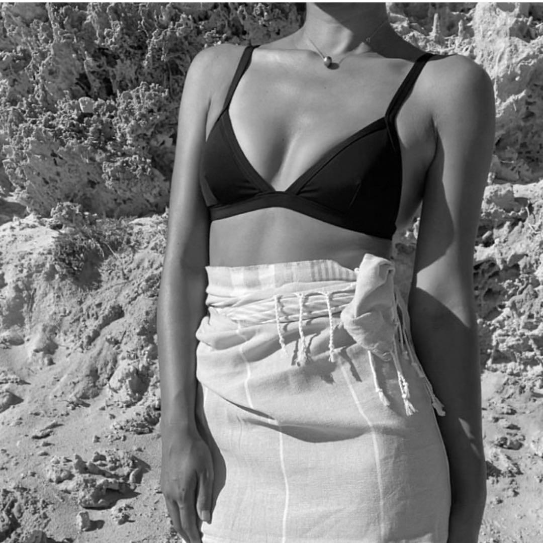 SISANDI シサンディ　ビキニ　トップス