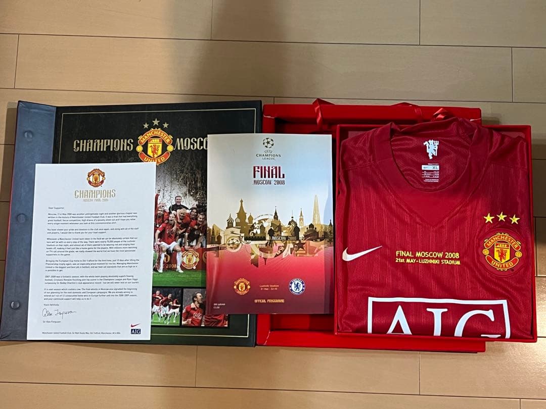 マンチェスター・U 2008年CLファイナル ユニフォーム記念セットサイン入り