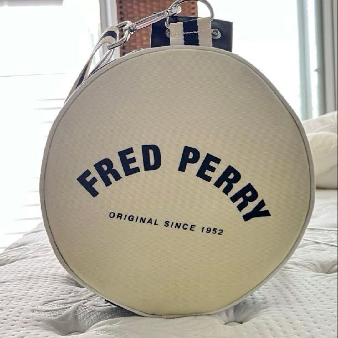 FRED PERRY フレッドペリー ボストンバッグ ドラムバッグ