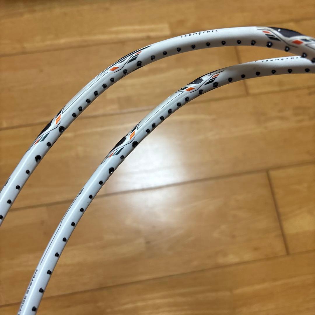 専用VOLTRIC70Etuneバドミントンラケット 2本セット