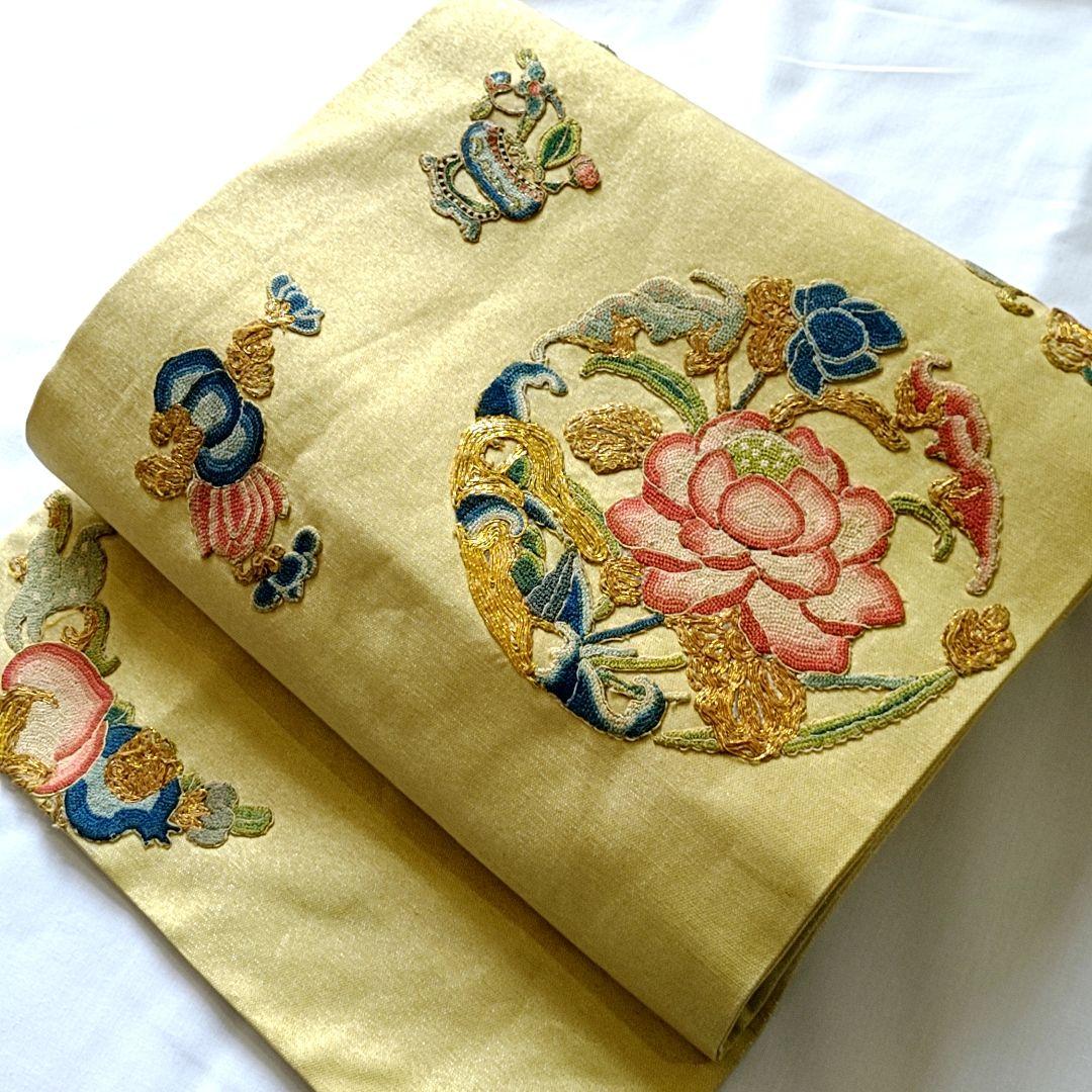 名古屋帯 蘇州刺繍 お太鼓柄