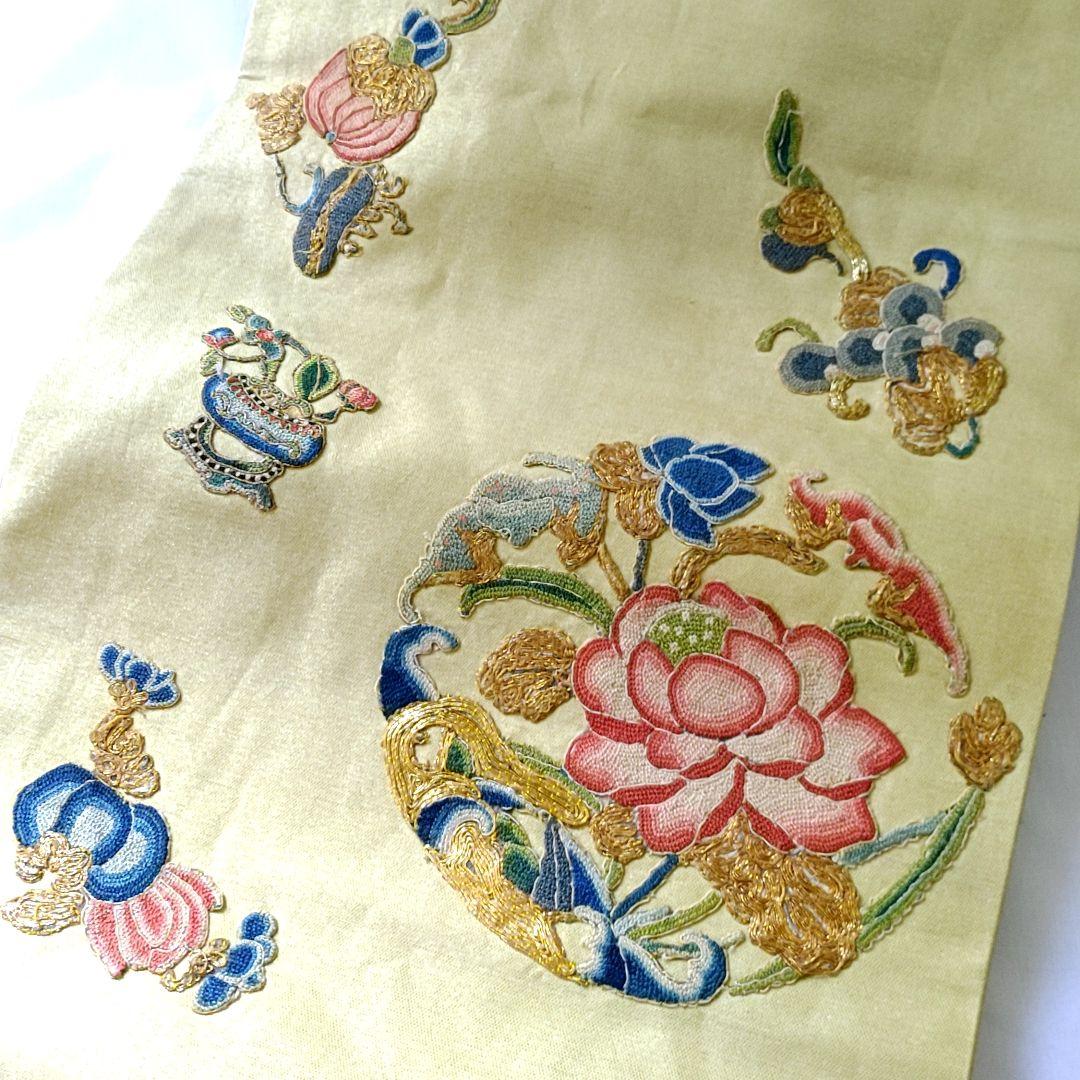 名古屋帯 蘇州刺繍 お太鼓柄