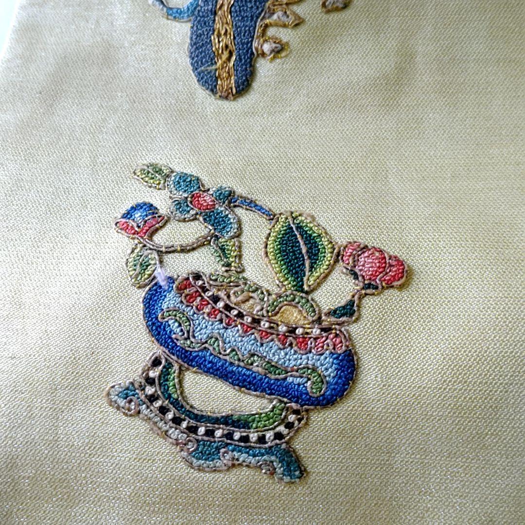 名古屋帯 蘇州刺繍 お太鼓柄