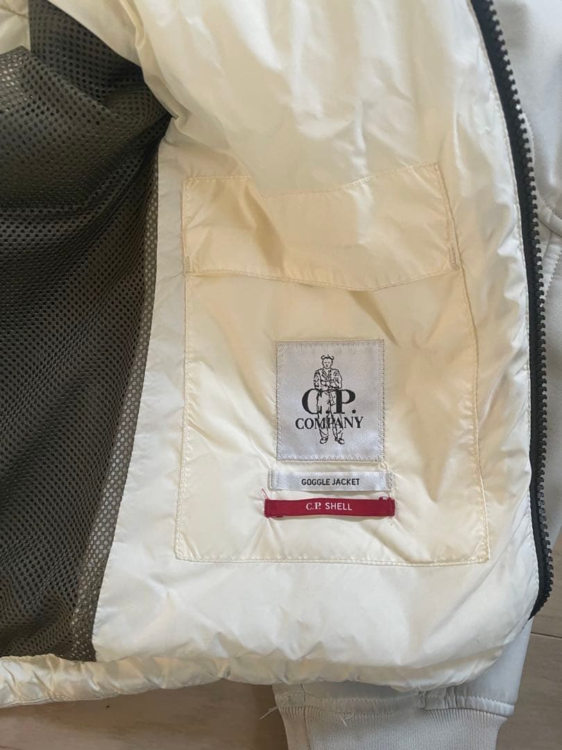 c.p.company ゴーグルダウンジャケット　cpcompany