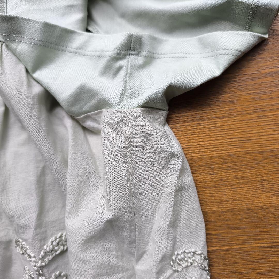 M'S GRACY カタログ掲載　24ss 刺繍入りチュニックカットソー　緑系