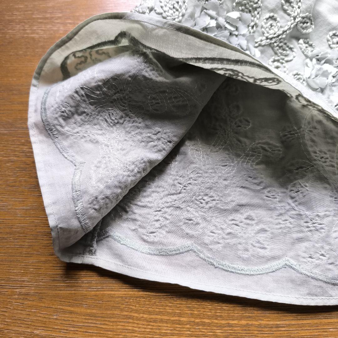 M'S GRACY カタログ掲載　24ss 刺繍入りチュニックカットソー　緑系