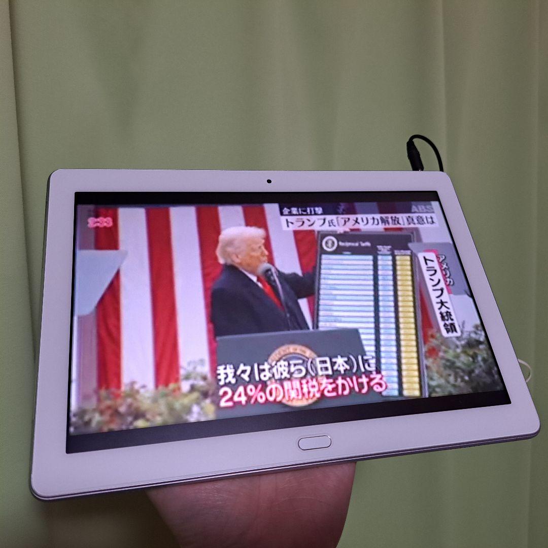 docomo dtab-d-01K タブレット(美品)