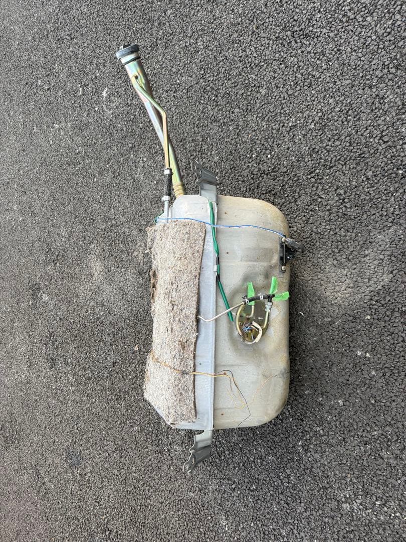 JZX100 燃料タンク フューエルタンク チェイサーマークIIクレスタ