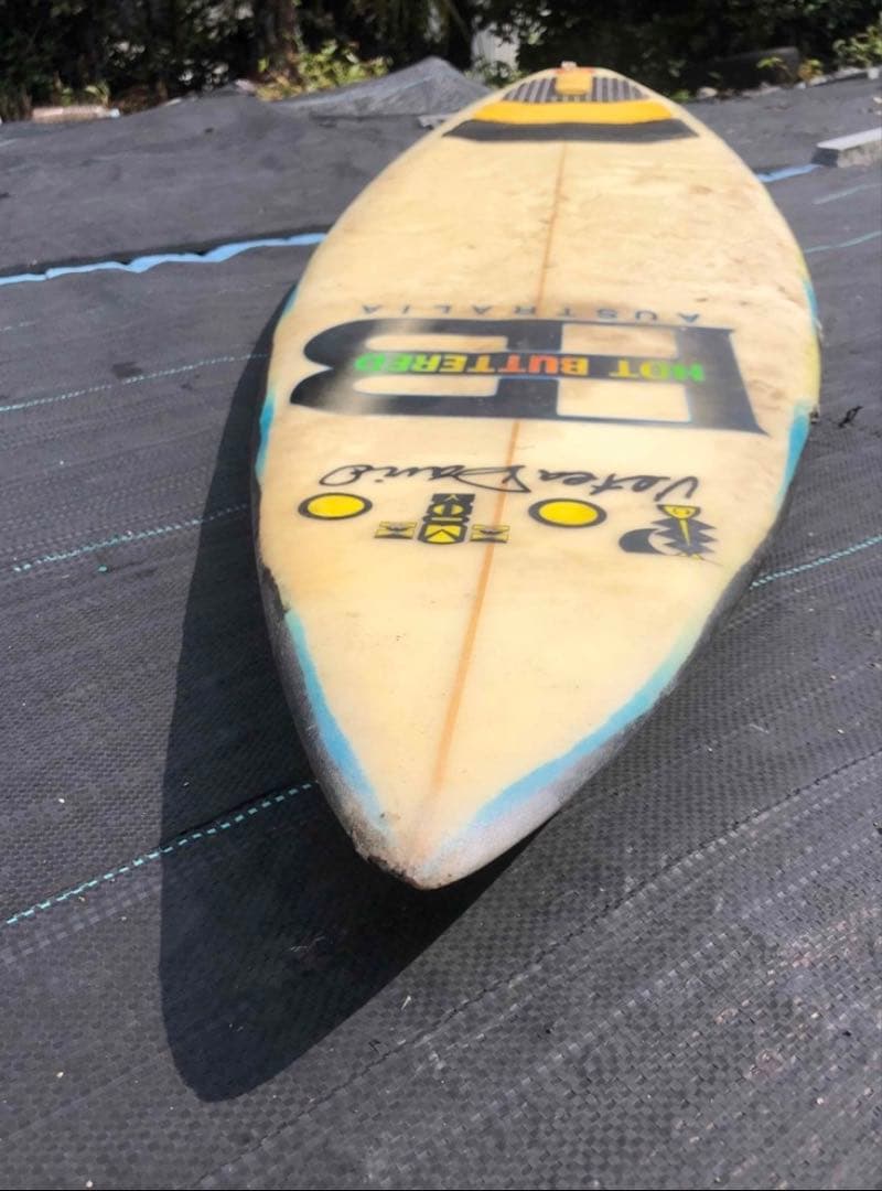 Hot Buttered ショートボード クリーム色